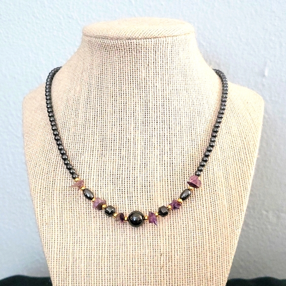 Vintage Amethyst and Hematite Beaded Necklace - Picture 8 of 8